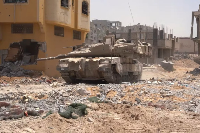 IDF tanks advance into central Rafah, in late May 2024 (Photo: Screenshot).