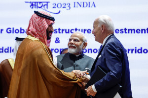 Saudi Arabian Crown Prince Mohammed bin Salman Al Saud and U.S. President Joe Biden shake hands next to Indian Prime Minister Narendra Modi on the day of the G20 summit in New Delhi, India, September 9, 2023. (Photo: REUTERS/Evelyn Hockstein/Pool)