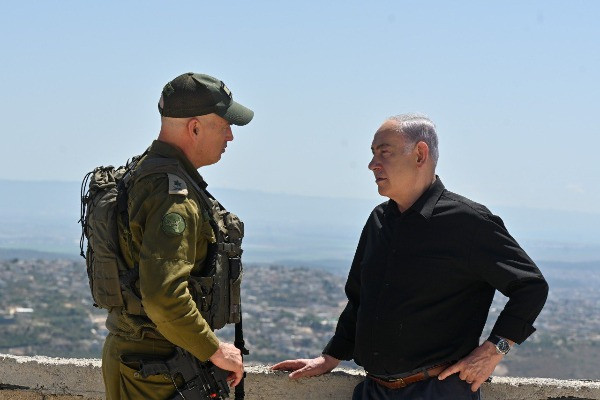 Prime Minister Benjamin Netanyahu, yesterday (Tuesday), met with fighters and commanders from the 55th Brigade, and with head of Northern Command Maj.-Gen. Ori Gordin, On 25 June 2024 (Photo: Koby Gideon / GPO).