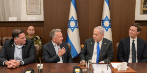 Prime Minister Benjamin Netanyahu at a government meeting together with President Trump's Special Envoy to the Middle East, Steve Witkoff, and with the President's son-in-law, Jared Kushner, on Oct. 10, 2025. Photo: Ma'ayan Toaf / GPO