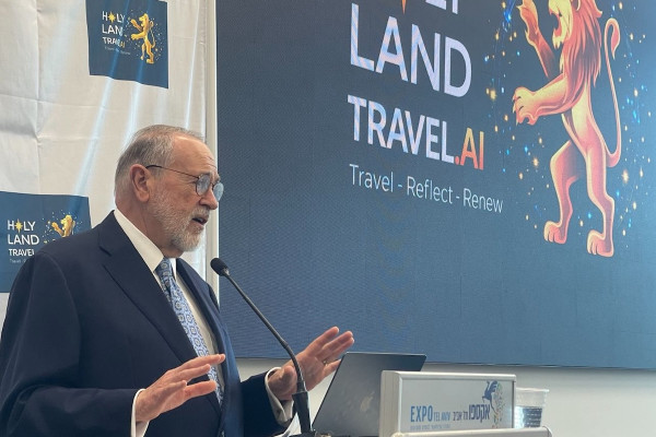 New Israeli AI platform aims to help Christian pilgrims plan Holy Land visits, wins Amb Huckabee’s support