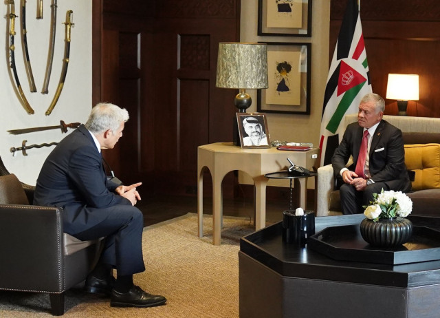 Jordanian King Abdullah II hosts Israeli Foreign Minister Yair Lapid in Amman, Mar. 10, 2022. (Photo: Royal Hashemite Court)