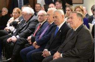 Former U.S. Secretary of State and CIA director Mike Pompeo with Israeli Prime Minister Benyamin Netanyahu. Photo credit: Amos Ben-Gershom (GPO)