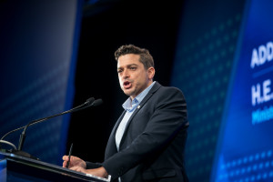 Israeli minister of Diaspora Affairs Amichai Chikli speaks at the AJC Global Forum in Tel Aviv, on June 14, 2023. 
Photo by Miriam Alster/FLASH90