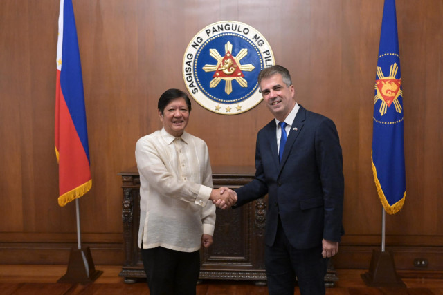 Israeli Foreign Minister meets with President of the Philippines Bongbong Marcos in Manila, June 5, 2023 (Photo: Shlomi Amsalem/GPO)