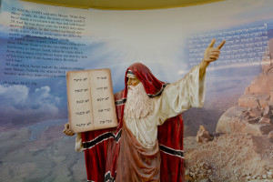 Life-size depiction of Moses displayed in an exhibit in Jerusalem (Photo: Shutterstock)
