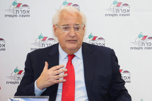 David Friedman during a visit in the Jewish settlement of Efrat, in Gush Etzion, February 20, 2020. Photo by Gershon Elinson/Flash90