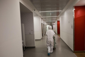 Mayanei Hayeshua Medical team at the coronavirus unit, in Mayanei Hayeshua Medical Center, Bnei Brak, Israel, April 27, 2020. Photo by Nati Shohat/Flash90