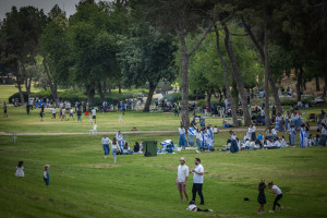 People celebrate Israel's 76th Independence Day at Saker Park in Jerusalem, May 14, 2024. Photo by Yonatan Sindel/Flash90