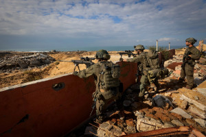 Israeli soldiers operating in Beit Lahia, in the northern Gaza Strip, on November 28, 2024. Photo by Oren Cohen/Flash90