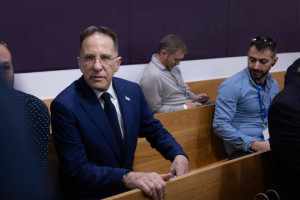 Prime Minister's Chief of Staff Tzachi Braverman arrives to the courtroom at the Distrcit court in Tel Aviv, before the start of the testimony of Israeli Prime Minister Benjamin Netanyahu in the trial against him, December 18, 2024. Photo by Miriam Alster/Flash90