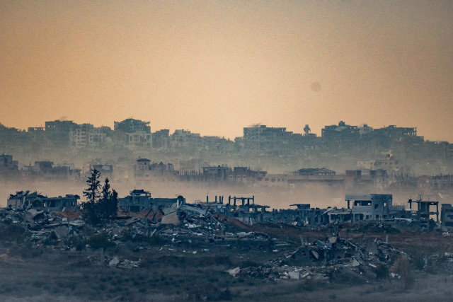 Destroyed buildings in the northern Gaza Strip, as seen from the Israeli side of the border, on January 4, 2025. Photo by Erik Marmor/Flash90
