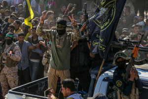 Hamas, Islamic Jihad and thousands of People outside the house of Sinwar in Khan Younis, where two Israeli hostages and 5 Thai hostages were released to the Red Cross as part of a deal between Israel and Hamas, January 30, 2025. Photo by Abed Rahim Khatib/Flash90