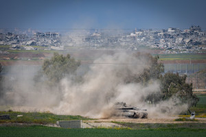 Israeli soldiers seen on the Israeli border with the Gaza Strip, on March 18, 2025. Photo by Chaim Goldberg/Flash90