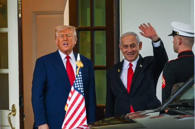 Israeli prime Minister Benjamin Netanyahu and US President Donald Trump at the White House in Washington D.C., April 7, 2025. Photo by Liri Agami/Flash90