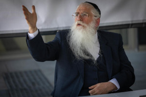 MK Meir Porush hunger strike outside the Ministry of Justice in Jerusalem following the arrest of yeshiva students for refusing to enlist in the Israeli military, August 7, 2025. Photo by Chaim Goldberg/Flash90