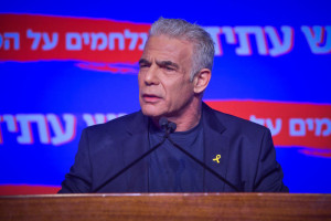 Yesh Atid chairman MK Yair Lapid attends a Yesh Atid party conference in Tel Aviv, September 1, 2025. Photo by Avshalom Sassoni/Flash90