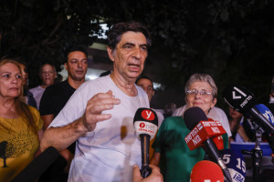 Family members of Lt. Hadar Goldin, whose body had been held by Hamas in the Gaza Strip since 2014 and was returned to Israel today as part of a deal with Hamas, hold a press conference outside their home in Kfar Saba, November 9, 2025. Photo by Yehoshua Yosef/Flash90