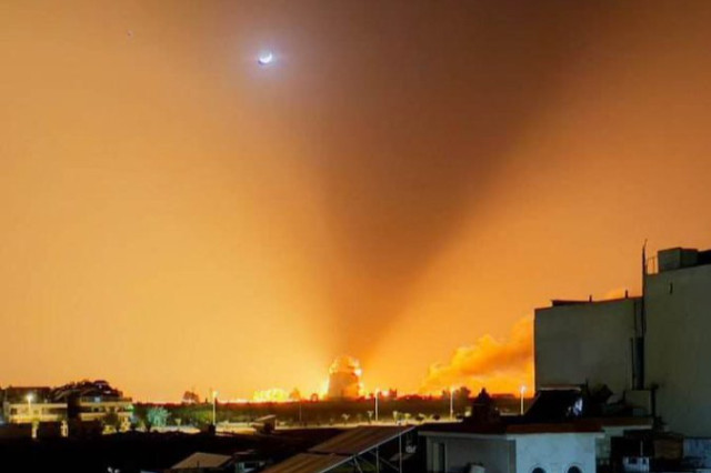 Description: Explosions from Israeli strikes on Hama military airport in Syria, April 3, 2025 (Photo used under section 27A of the copyright law).